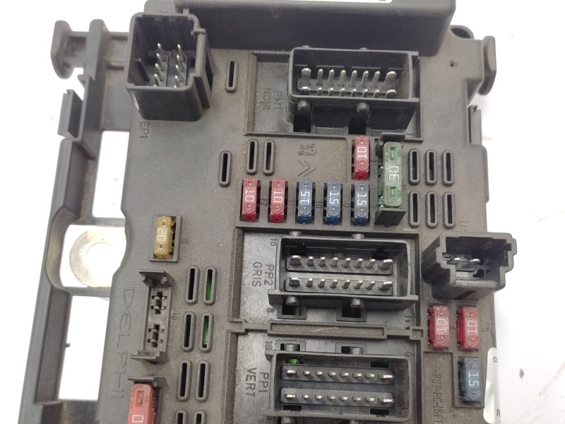 Recambio de caja reles / fusibles para citroën xsara (n1) 2.0 hdi 90 referencia OEM IAM   