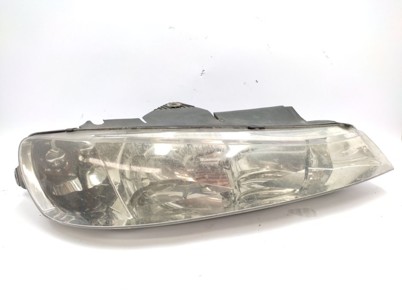 Recambio de faro derecho para peugeot 406 (8b) 2.2 referencia OEM IAM  6205V2 