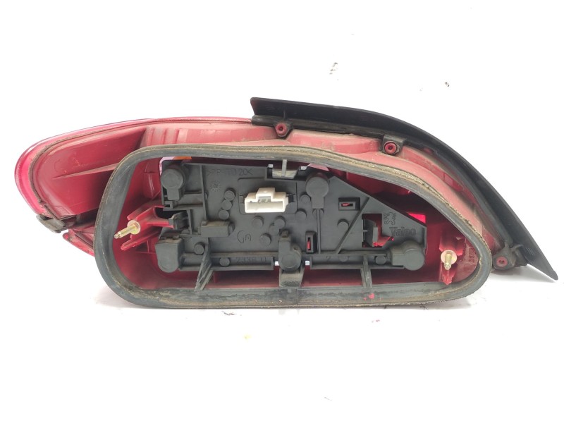 Recambio de piloto trasero derecho para peugeot 406 (8b) 2.2 referencia OEM IAM  6351L5 