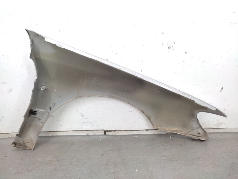 Recambio de aleta delantera izquierda para peugeot 406 (8b) 2.2 referencia OEM IAM  7840J8 