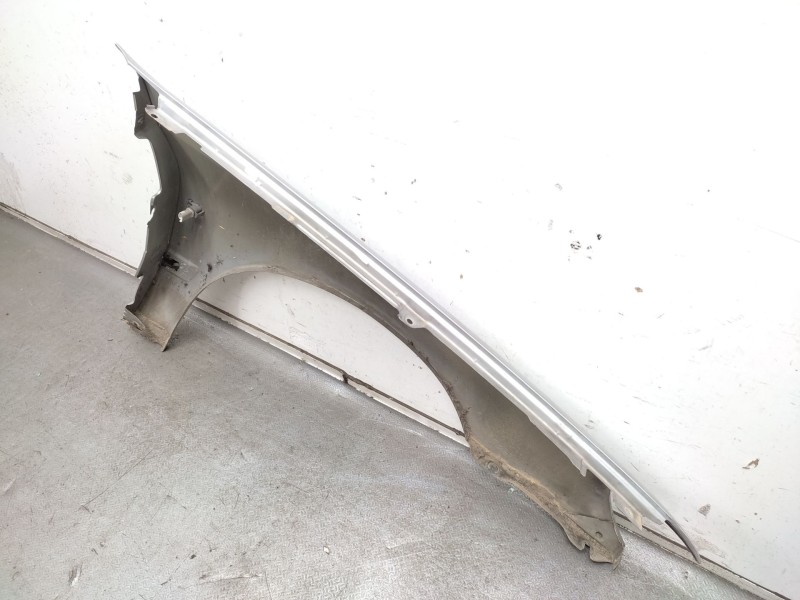 Recambio de aleta delantera izquierda para peugeot 406 (8b) 2.2 referencia OEM IAM  7840J8 