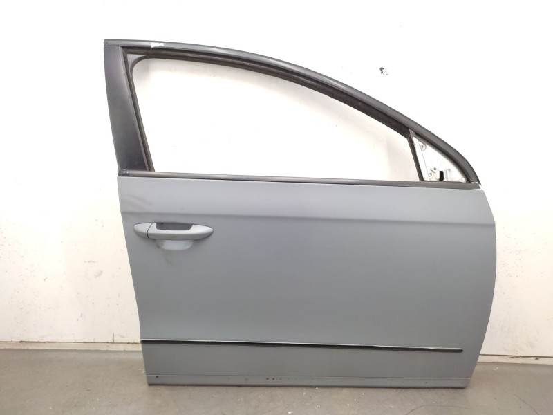 Recambio de puerta delantera derecha para volkswagen passat b6 (3c2) 2.0 bluetdi referencia OEM IAM  3C4831056J 