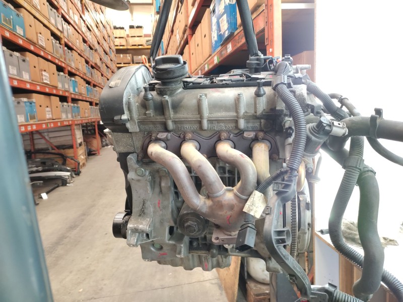 Recambio de motor completo para volkswagen polo iv (9n_, 9a_) 1.4 16v referencia OEM IAM BKY  