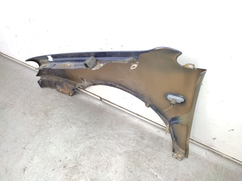 Recambio de aleta delantera derecha para volkswagen polo iv (9n_, 9a_) 1.4 16v referencia OEM IAM  6Q0821106D 
