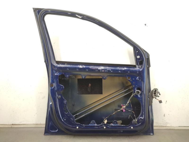 Recambio de puerta delantera izquierda para volkswagen polo iv (9n_, 9a_) 1.4 16v referencia OEM IAM  6Q4831055P 