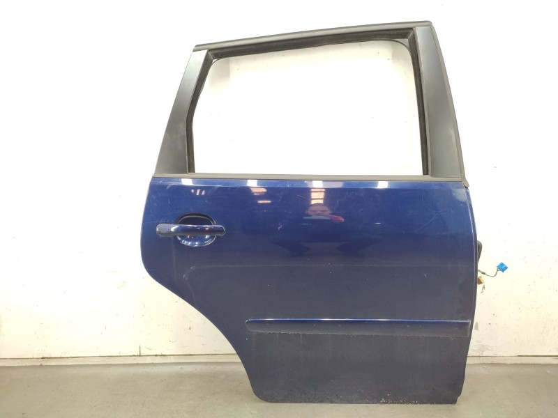 Recambio de puerta trasera derecha para volkswagen polo iv (9n_, 9a_) 1.4 16v referencia OEM IAM  6Q6833056H 