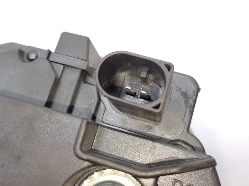 Recambio de alternador para volkswagen polo iv (9n_, 9a_) 1.4 16v referencia OEM IAM   