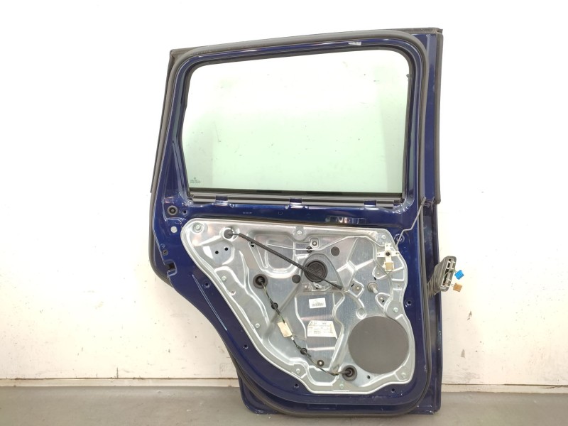 Recambio de puerta trasera izquierda para volkswagen polo iv (9n_, 9a_) 1.4 16v referencia OEM IAM  6Q6833055H 