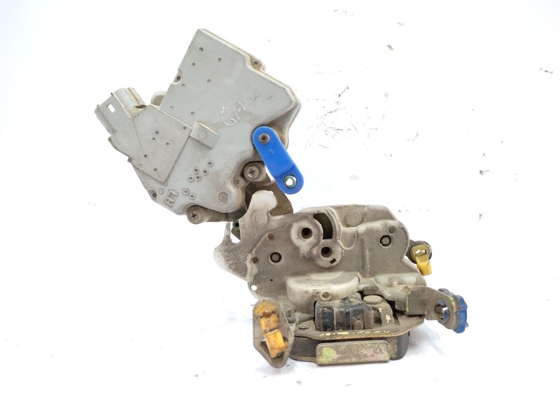 Recambio de cerradura puerta trasera derecha para nissan terrano ii (r20) 2.7 tdi 4wd referencia OEM IAM   