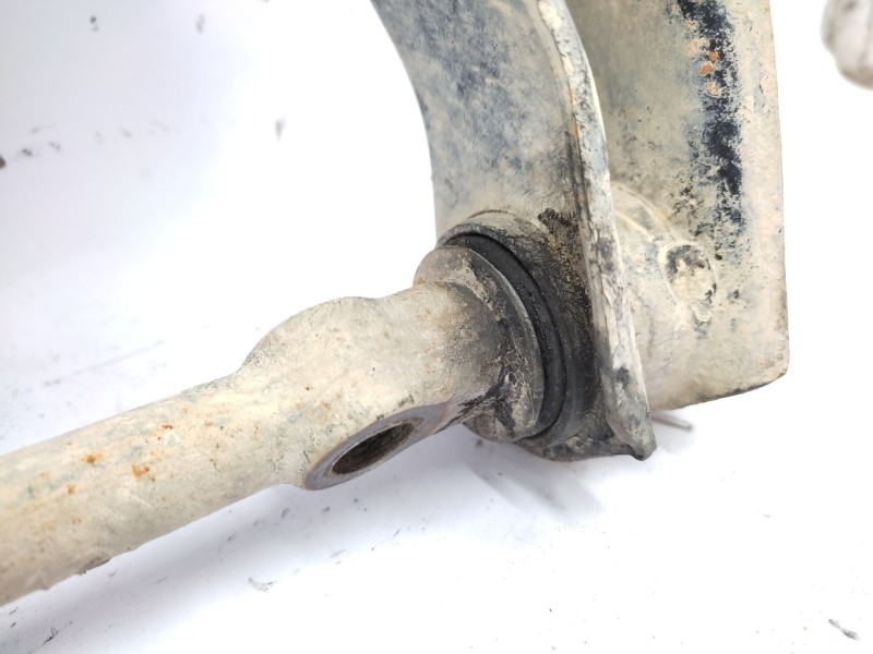 Recambio de brazo suspension superior delantero izquierdo para nissan terrano ii (r20) 2.7 tdi 4wd referencia OEM IAM   