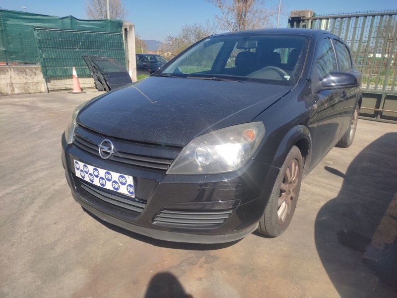 opel astra h (a04) del año 2005