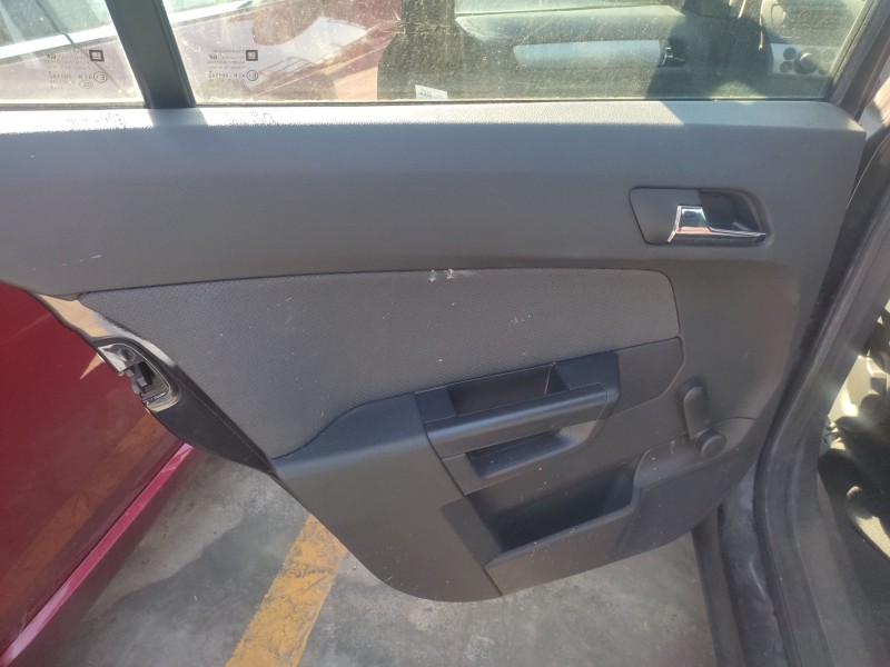 opel astra h (a04) del año 2005