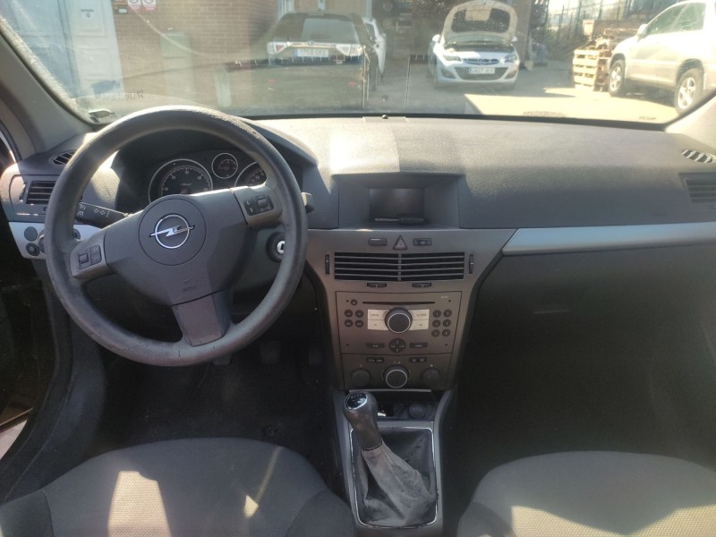 opel astra h (a04) del año 2005