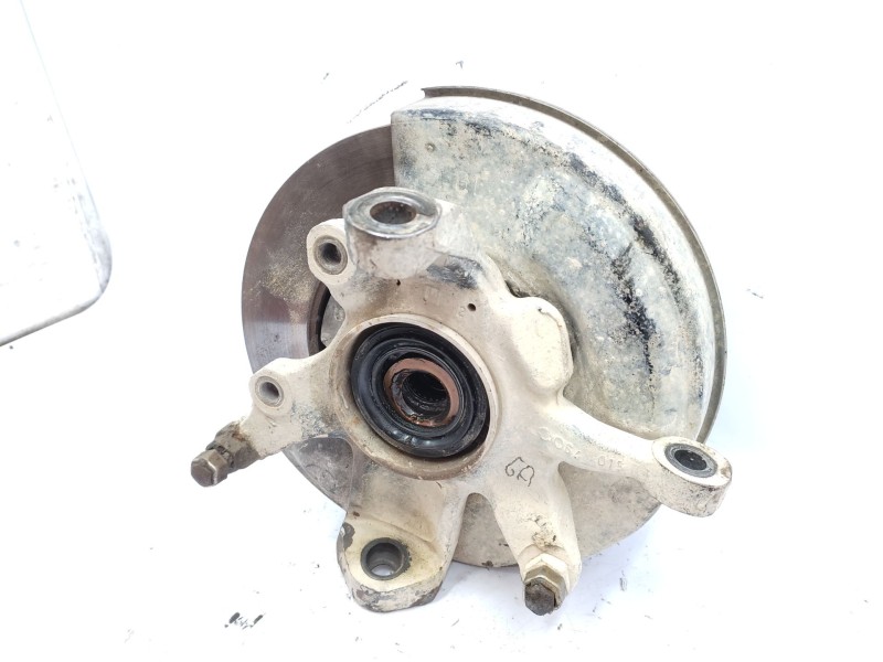 Recambio de mangueta delantera izquierda para nissan terrano ii (r20) 2.7 tdi 4wd referencia OEM IAM   