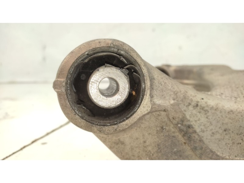 Recambio de brazo suspension inferior trasero izquierdo para bmw 5 (e60) 520 d referencia OEM IAM   