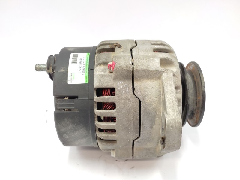 Recambio de alternador para nissan terrano ii (r20) 2.7 tdi 4wd referencia OEM IAM   