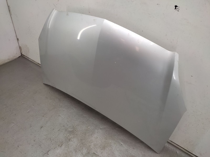 Capot 93184414  - Opel Zafira / Zafira Family B (a05) 1.9 Cdti (m75) 2