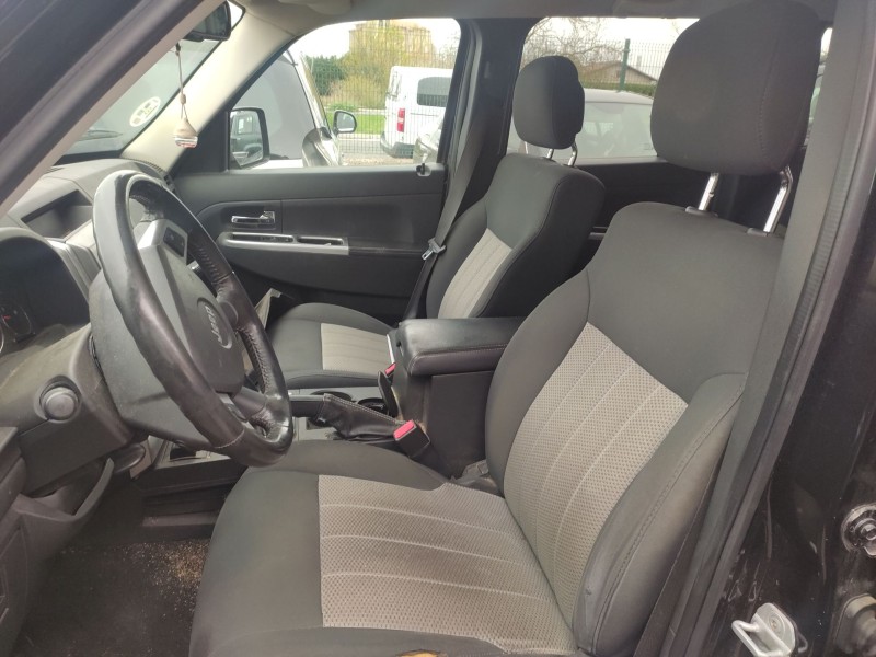 jeep cherokee (kk) del año 2010