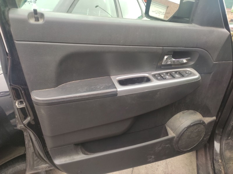 jeep cherokee (kk) del año 2010