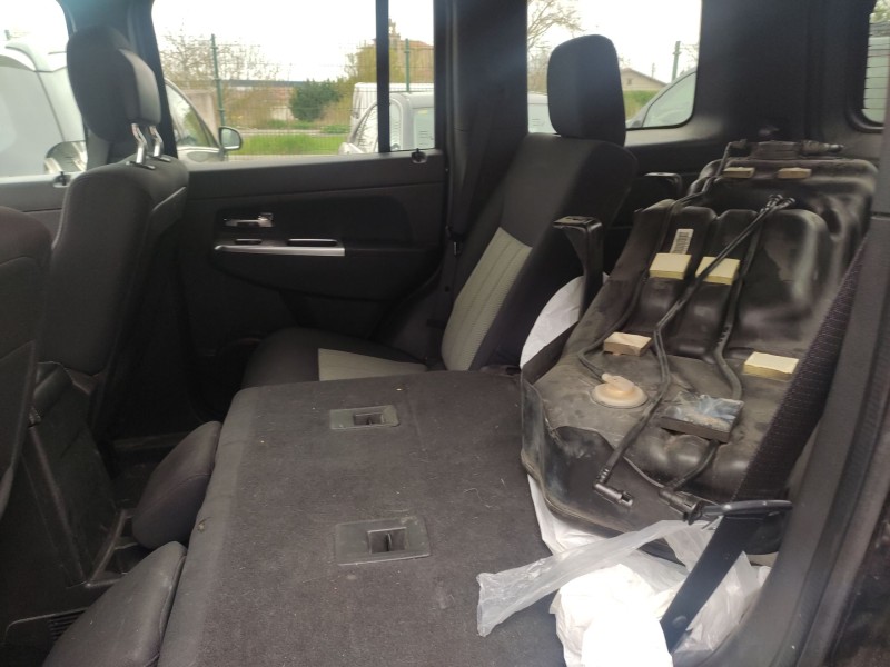 jeep cherokee (kk) del año 2010