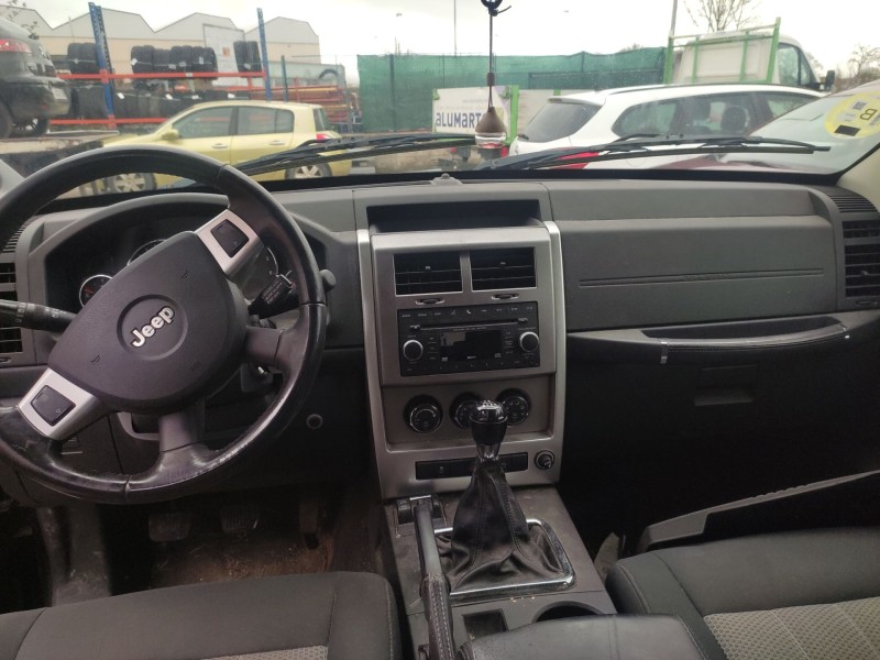 jeep cherokee (kk) del año 2010