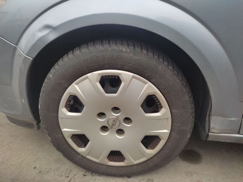 opel astra h sedán (a04) del año 2005
