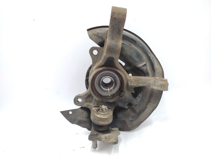 Recambio de mangueta delantera derecha para toyota avensis (_t22_) 1.6 (at220_) referencia OEM IAM   