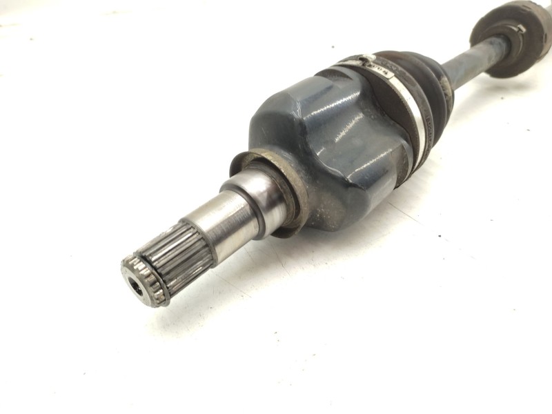 Recambio de transmision delantera derecha para toyota avensis (_t22_) 1.6 (at220_) referencia OEM IAM   