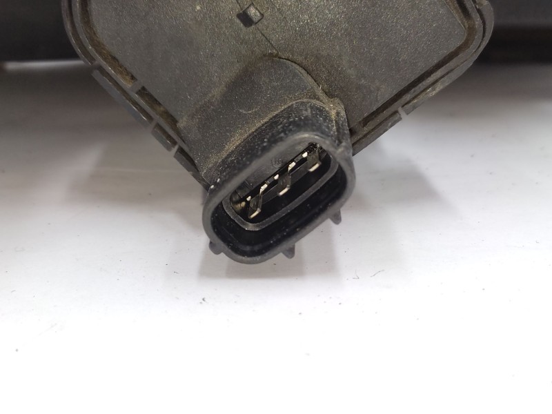 Faro Izquierdo 8115005140 8117005140  - Toyota Avensis (_t22_) 1.6 (at220_) 4