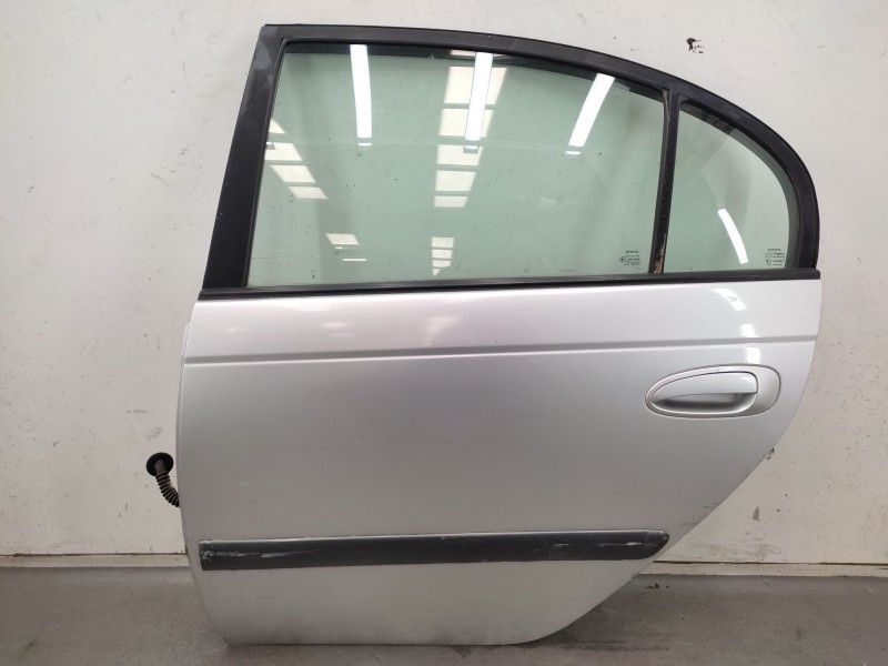Recambio de puerta trasera izquierda para toyota avensis (_t22_) 1.6 (at220_) referencia OEM IAM   