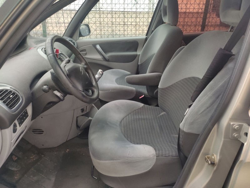 citroën xsara picasso (n68) del año 2004