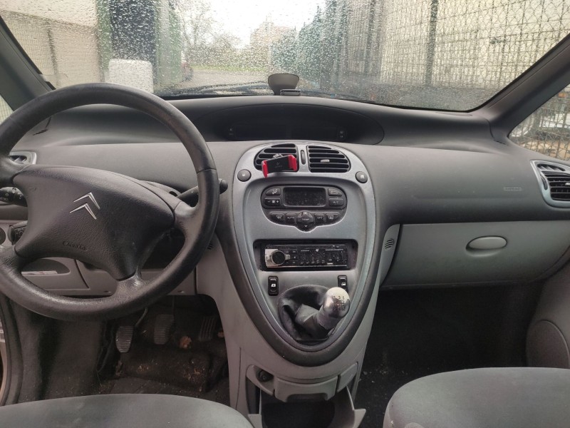citroën xsara picasso (n68) del año 2004