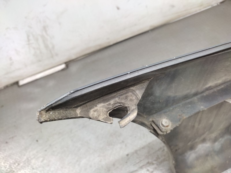 Paragolpes Trasero 5216905900  - Toyota Avensis (_t22_) 1.6 (at220_) 9