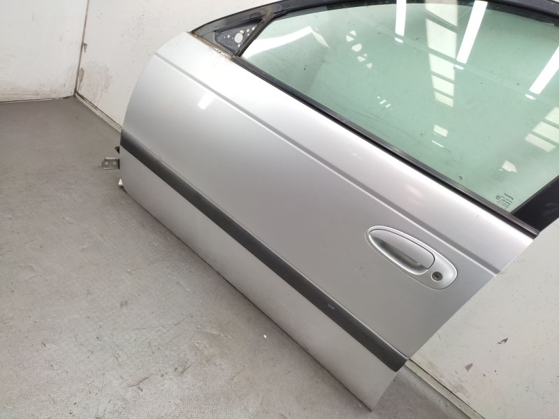 Puerta Delantera Izquierda 6700205030  - Toyota Avensis (_t22_) 1.6 (at220_) 2