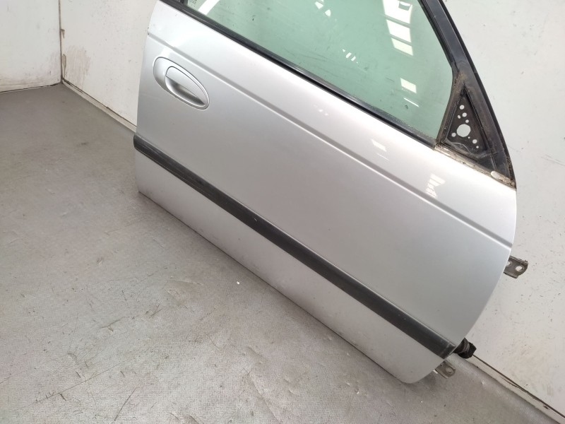 Puerta Delantera Derecha 6700105030  - Toyota Avensis (_t22_) 1.6 (at220_) 2