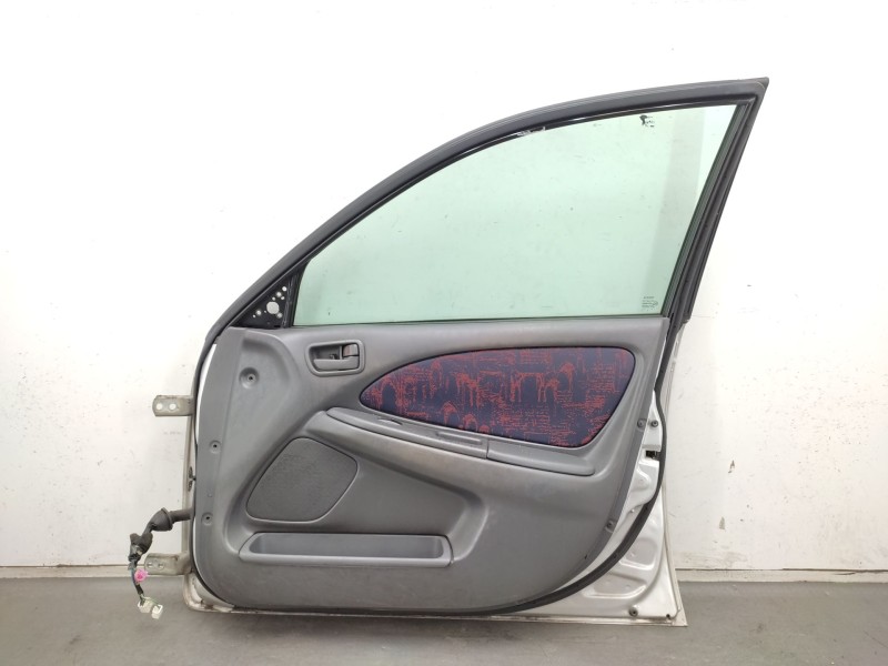 Puerta Delantera Derecha 6700105030  - Toyota Avensis (_t22_) 1.6 (at220_) 4