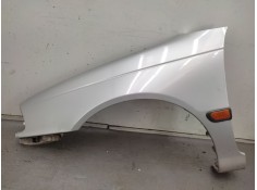 Recambio de aleta delantera izquierda para toyota avensis (_t22_) 1.6 (at220_) referencia OEM IAM   