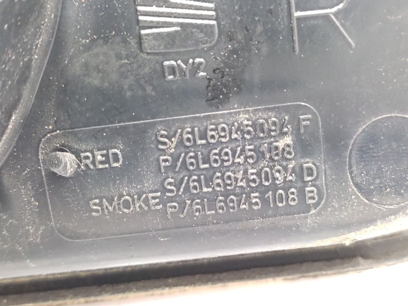 Recambio de piloto trasero derecho interior para seat ibiza iii (6l1) 1.4 16v referencia OEM IAM   