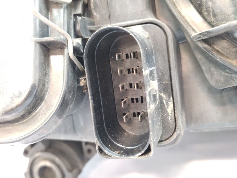 Recambio de faro izquierdo para seat ibiza iii (6l1) 1.4 16v referencia OEM IAM   
