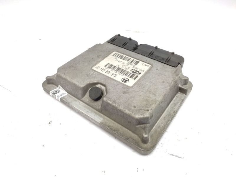 Recambio de centralita motor uce para seat ibiza iii (6l1) 1.4 16v referencia OEM IAM   