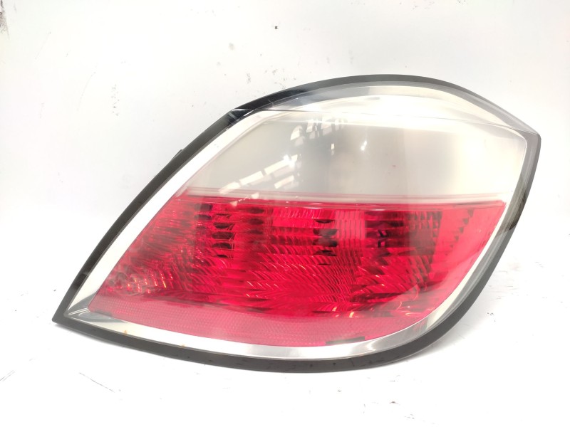 Recambio de piloto trasero derecho para opel astra h (a04) 1.3 cdti (l48) referencia OEM IAM   