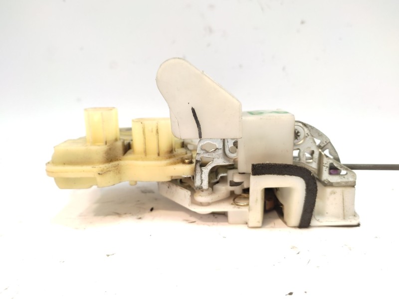 Recambio de cerradura puerta delantera derecha para honda cr-v (rd8) ex referencia OEM IAM   