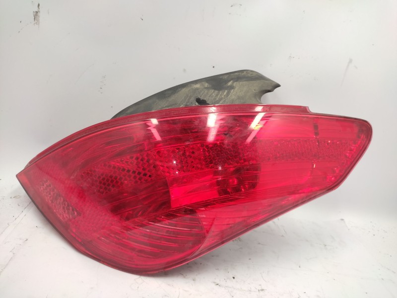 Recambio de piloto trasero derecho para peugeot 308 i (4a_, 4c_) 1.6 16v referencia OEM IAM  6351CV 