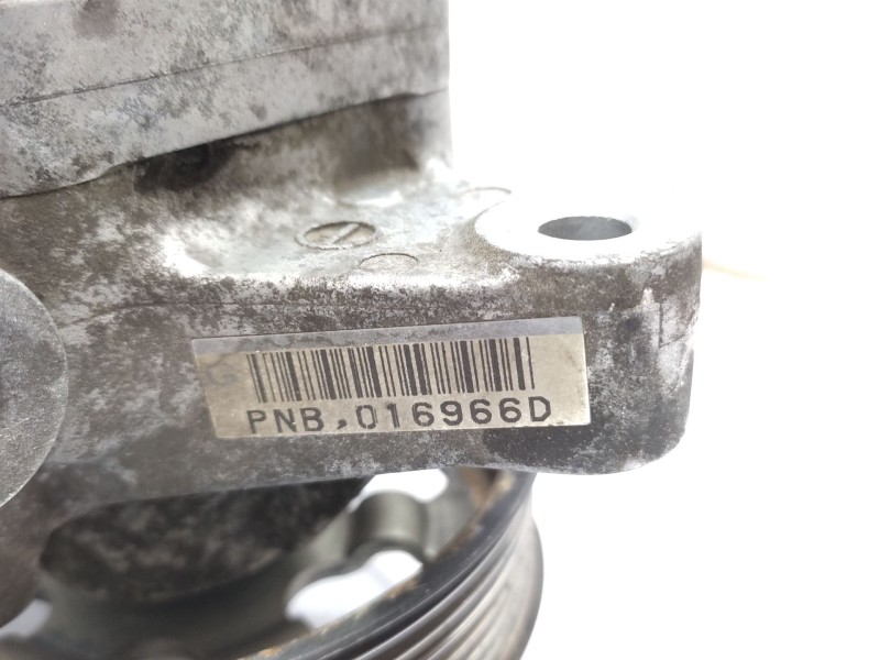 Recambio de bomba servodireccion para honda cr-v (rd8) ex referencia OEM IAM 56110PNBG04  