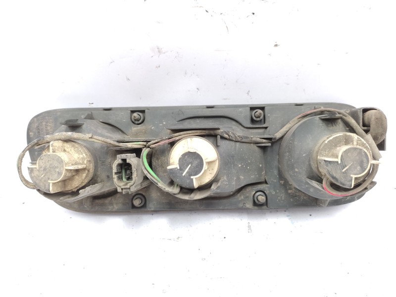 Recambio de piloto trasero derecho para nissan terrano ii (r20) 2.7 tdi 4wd referencia OEM IAM   