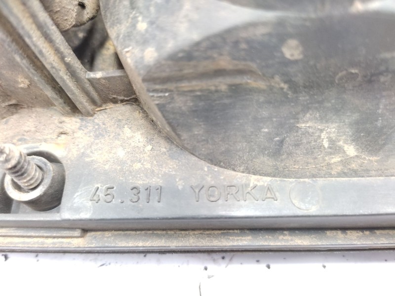 Recambio de piloto trasero derecho para nissan terrano ii (r20) 2.7 tdi 4wd referencia OEM IAM   