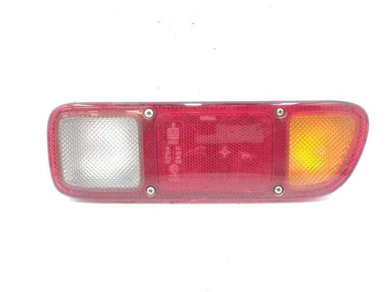Recambio de piloto trasero derecho paragolpes para nissan terrano ii (r20) 2.7 tdi 4wd referencia OEM IAM   
