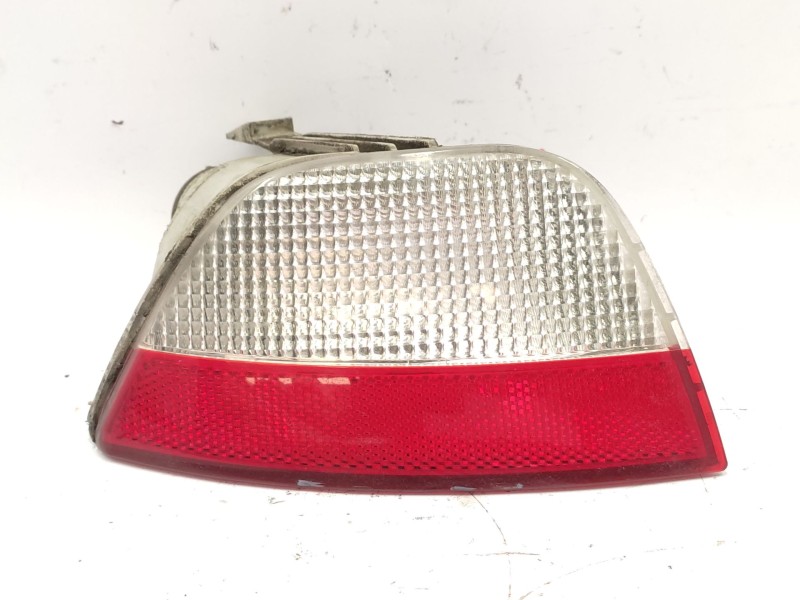 Recambio de piloto trasero derecho paragolpes para ford focus berlina (cap) 1.8 cat referencia OEM IAM   