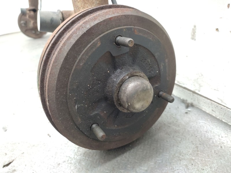 Recambio de puente trasero para renault r4 1.1 gasolina referencia OEM IAM   
