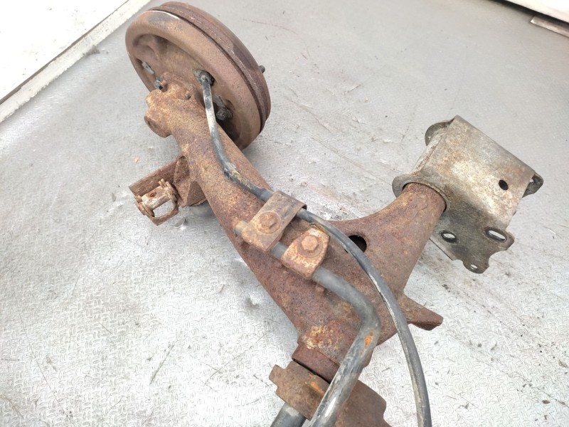 Recambio de puente trasero para renault r4 1.1 gasolina referencia OEM IAM   